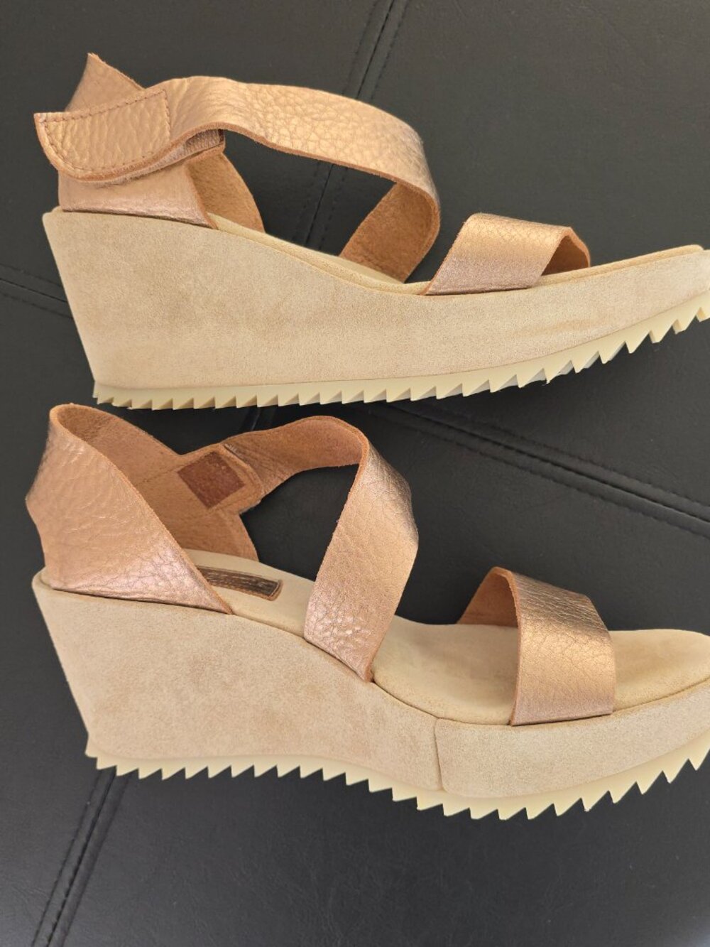 Pedro Garcia Fely Easy Gold / Bronze Metallic Wedge Sandals - Picture 8 of 11